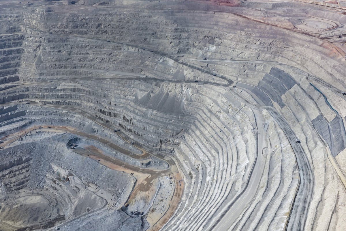 Western Australia iron ore mining and gold operations